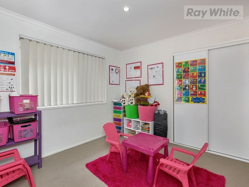 21 Huxley Street, Redbank Plains QLD 4301