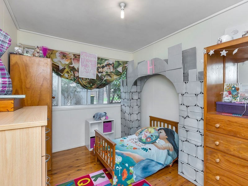 3 Weinholt Crescent, Gailes QLD 4300