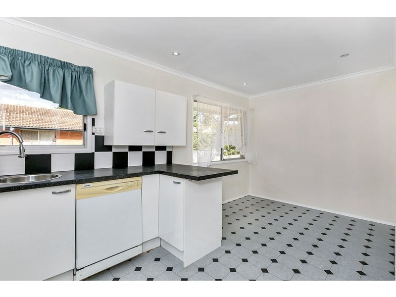 14 Sean Street, Riverview QLD 4303