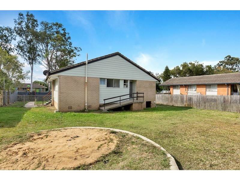 14 Sean Street, Riverview QLD 4303
