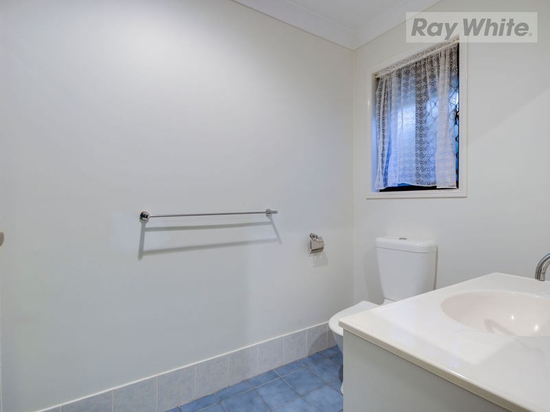 9 Crystal Court, Camira QLD 4300