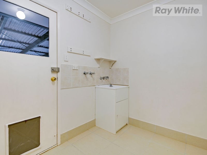 9 Crystal Court, Camira QLD 4300