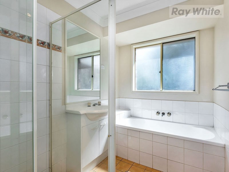 35 Ingles Drive, Redbank Plains QLD 4301