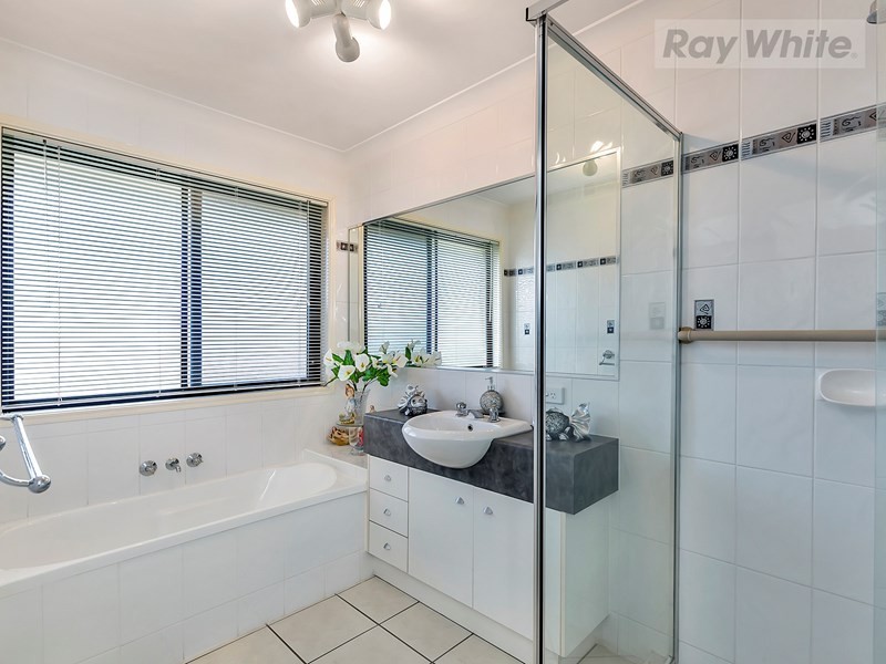 1 McCubbin Court, Goodna QLD 4300