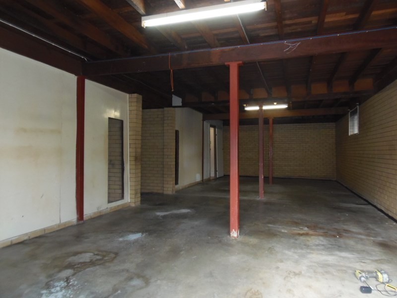 6 Barry Drive, Redbank Plains QLD 4301