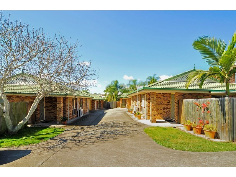 4/5 McBrien Court, Redbank Plains QLD 4301