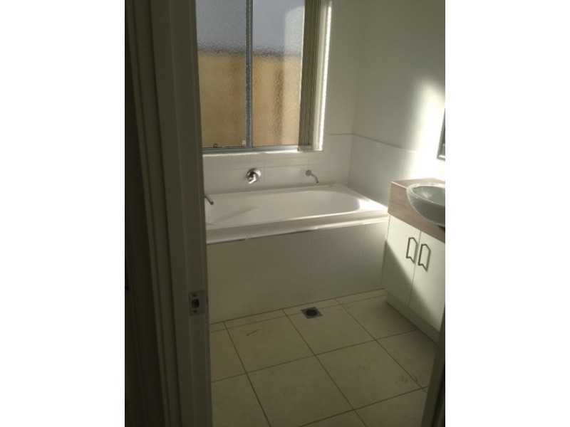 2 Wren Street, Redbank Plains QLD 4301