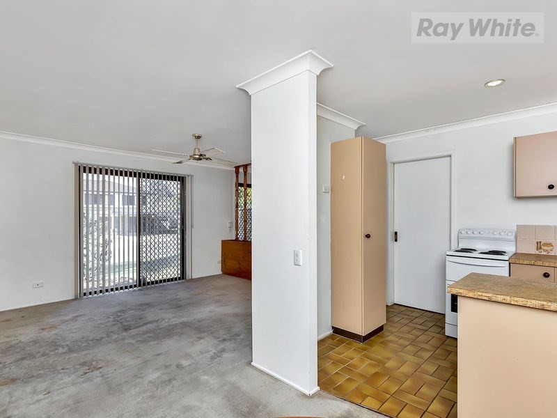 9 Forrest Crescent, Redbank Plains QLD 4301
