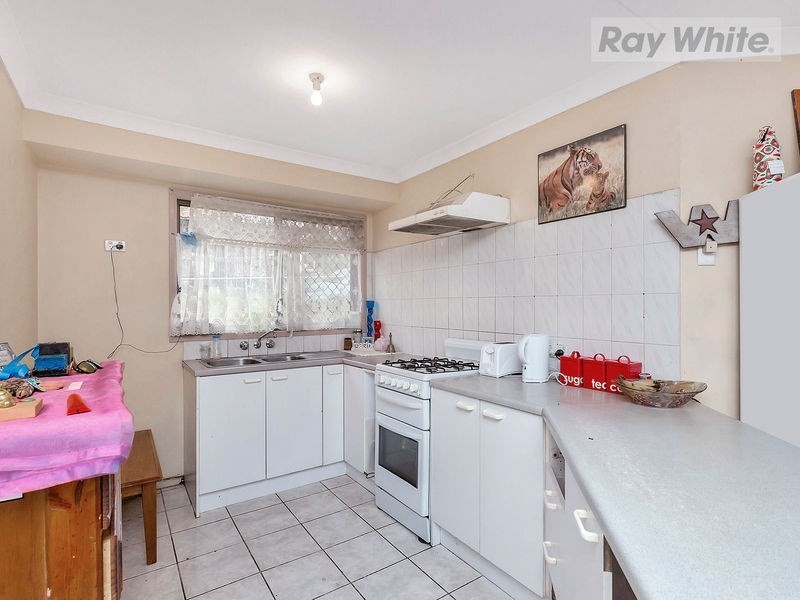 8 Fitchett Street, Goodna QLD 4300