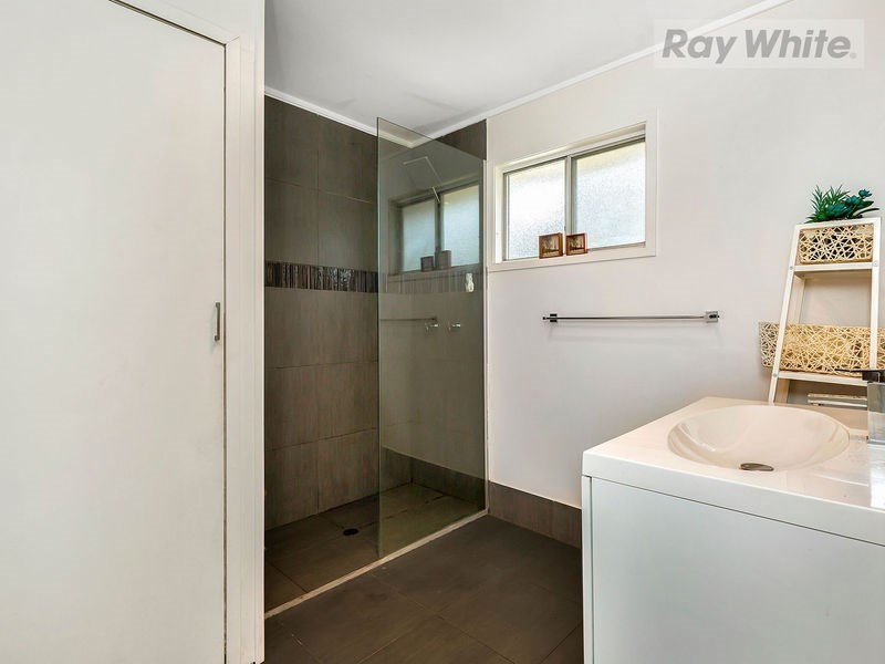23 McGill Street, Raceview QLD 4305
