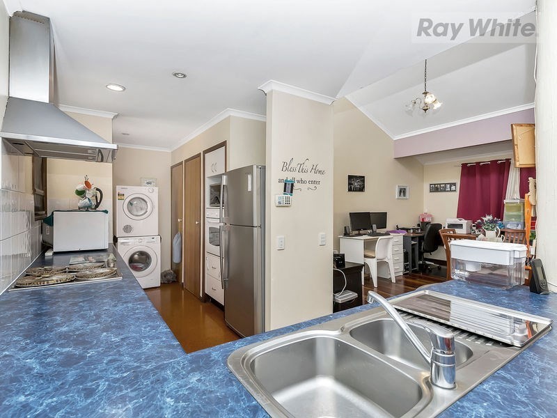 8 Theodore Court, Collingwood Park QLD 4301