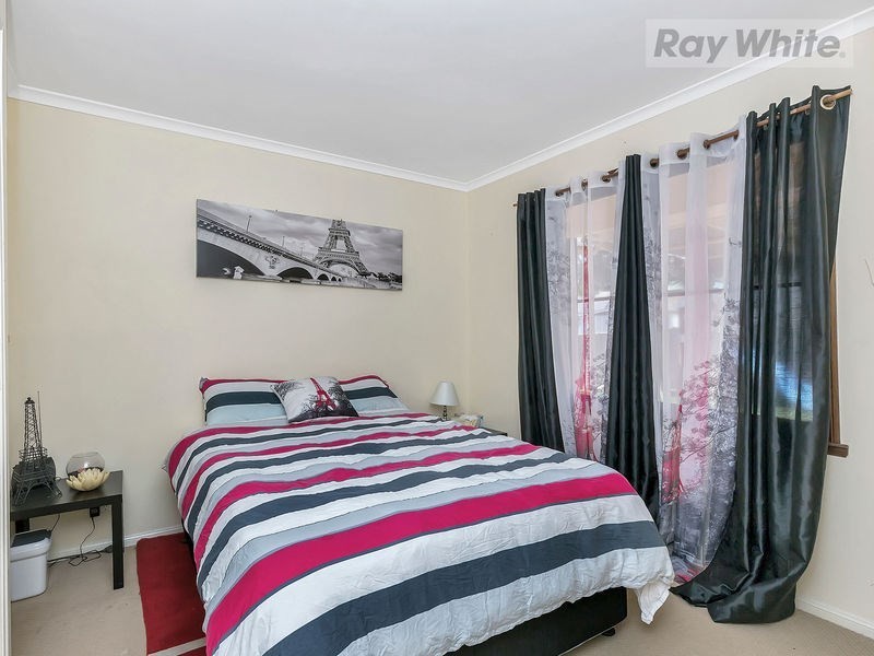 8 Theodore Court, Collingwood Park QLD 4301