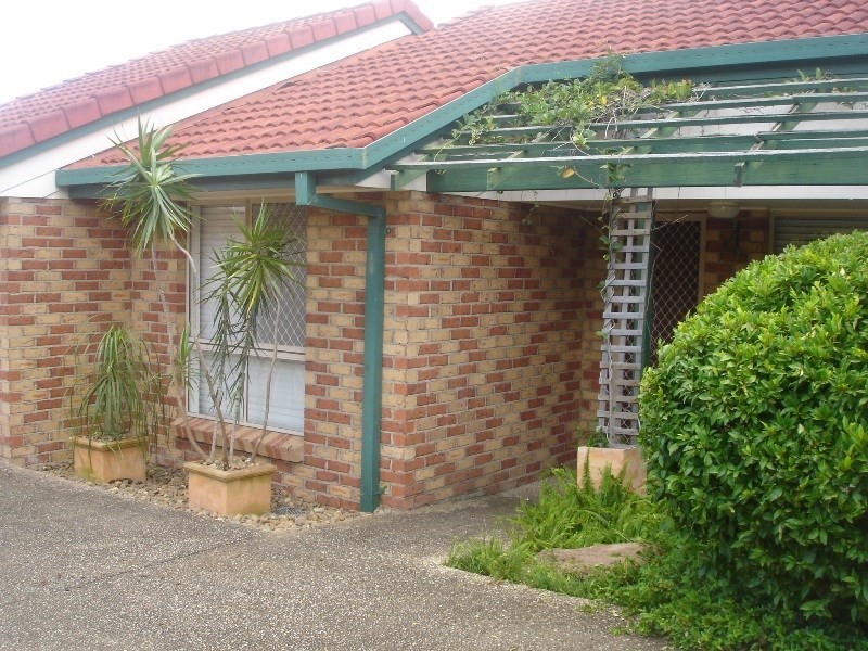 4/20 Henty Drive, Redbank Plains QLD 4301