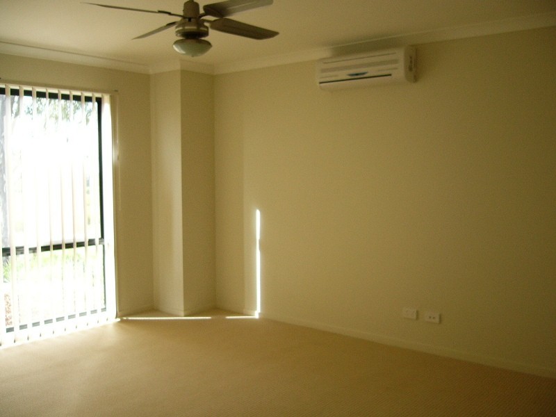 11 William Drysdale Court, Redbank Plains QLD 4301