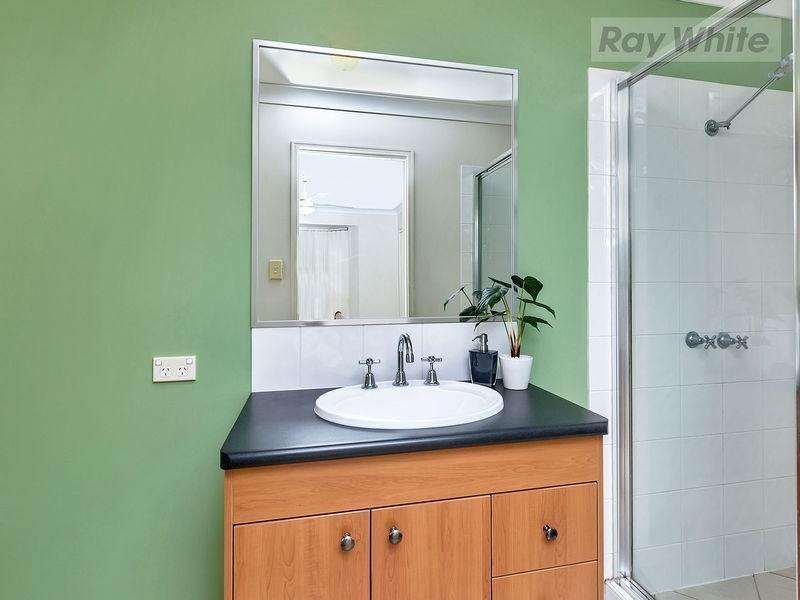 4 Moroney Court, Goodna QLD 4300