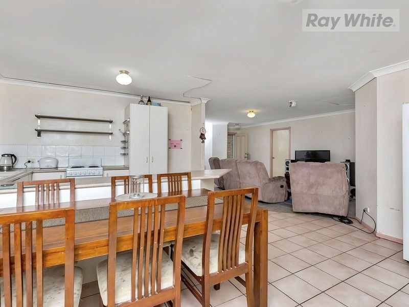 98 Highbury Drive, Redbank Plains QLD 4301