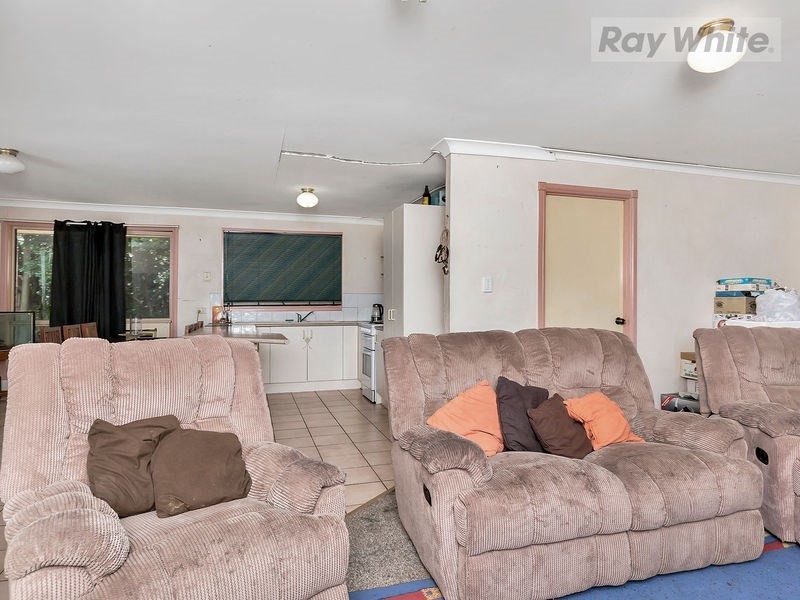 98 Highbury Drive, Redbank Plains QLD 4301