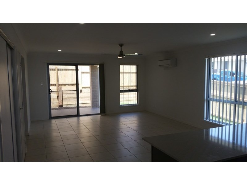 10 Wren Street, Redbank Plains QLD 4301