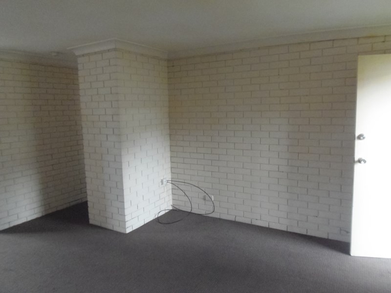 2/280 Redbank Plains Road, Bellbird Park QLD 4300