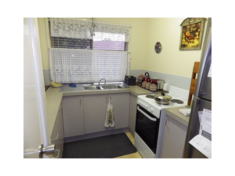 1/5 Donegal Court, Raceview QLD 4305