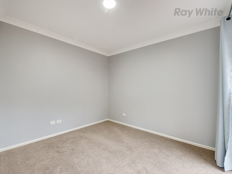 5 Figtree Lane, Redbank Plains QLD 4301