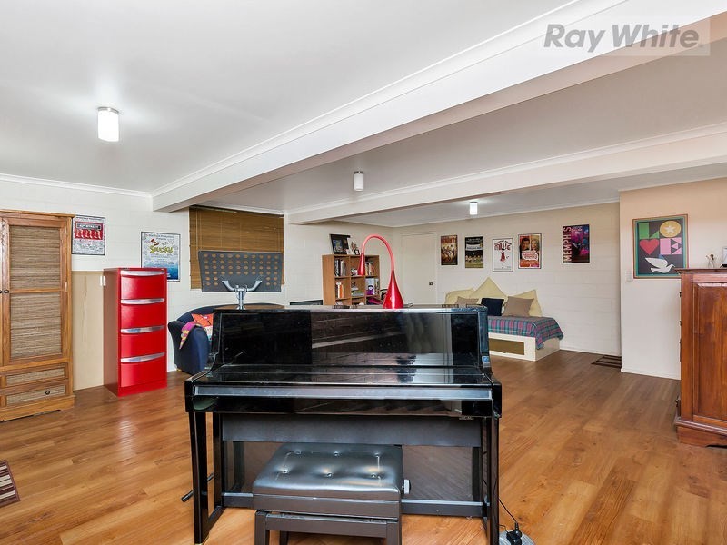 36 Braeridge Drive, Bundamba QLD 4304