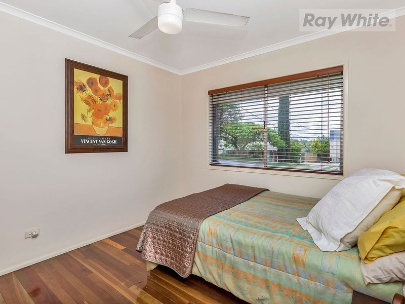 36 Braeridge Drive, Bundamba QLD 4304