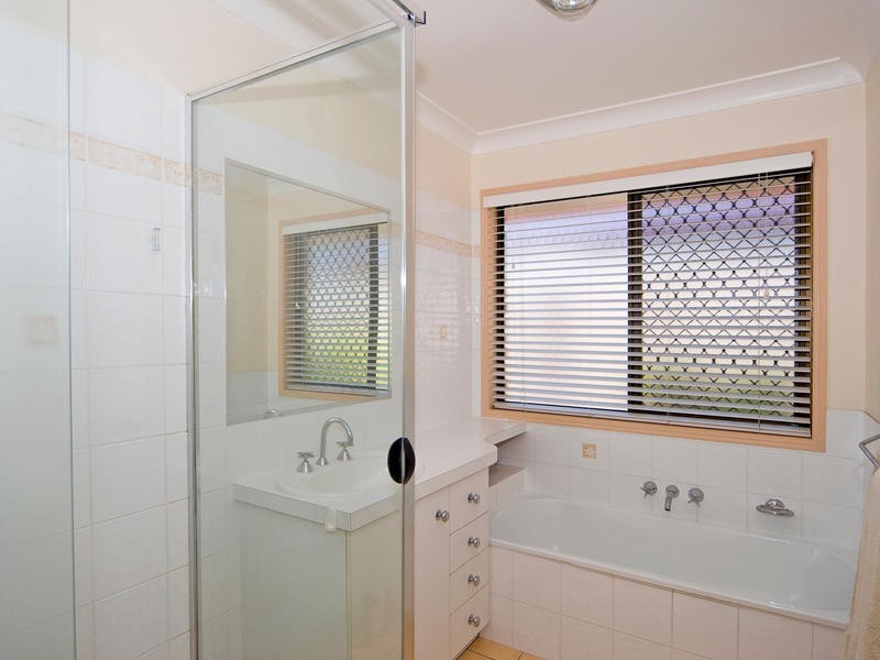 5 Highbury Drive, Redbank Plains QLD 4301