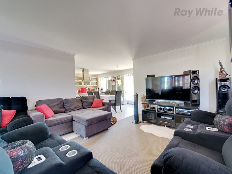 42 Somerfield Street, Redbank Plains QLD 4301