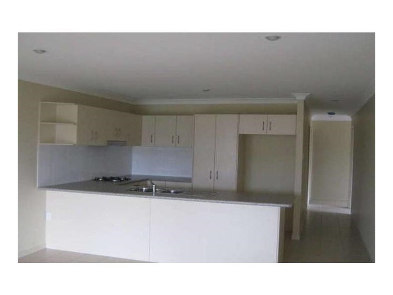 1/56 Berrigan Street, Redbank Plains QLD 4301