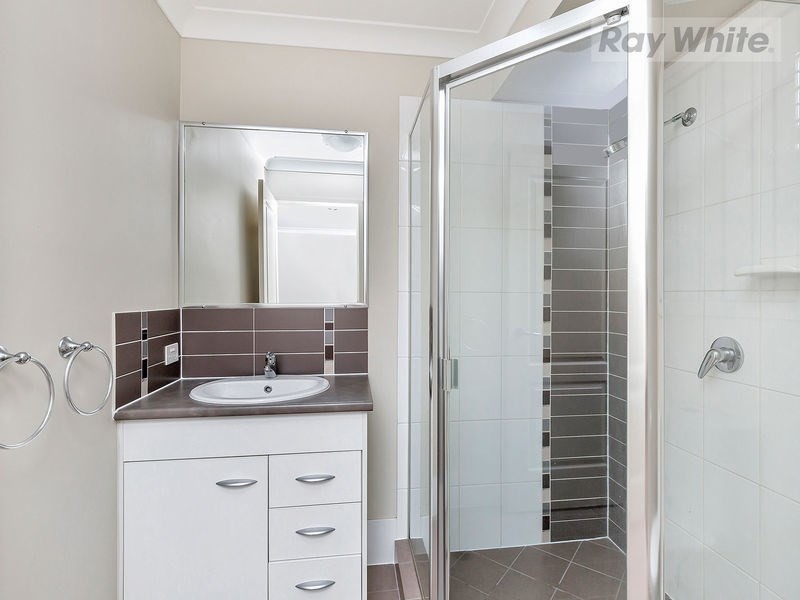 130 Alawoona Street, Redbank Plains QLD 4301