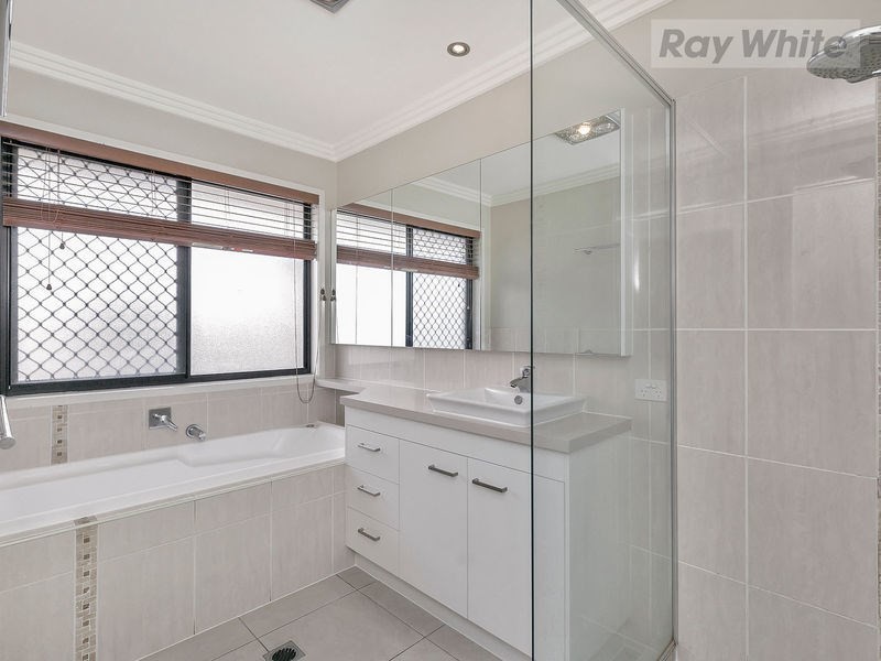 9 Plunkett Court, Collingwood Park QLD 4301