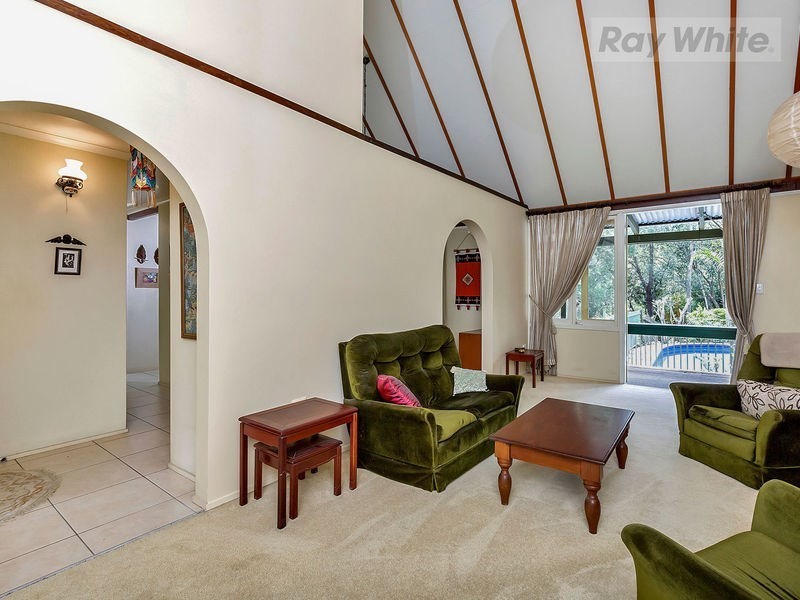 7 Woodlands Avenue, Camira QLD 4300