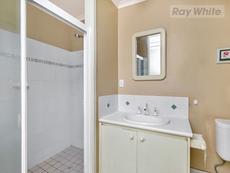 7 Woodlands Avenue, Camira QLD 4300