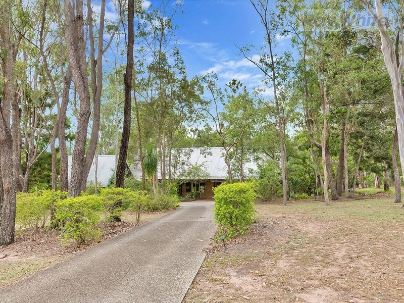 7 Woodlands Avenue, Camira QLD 4300