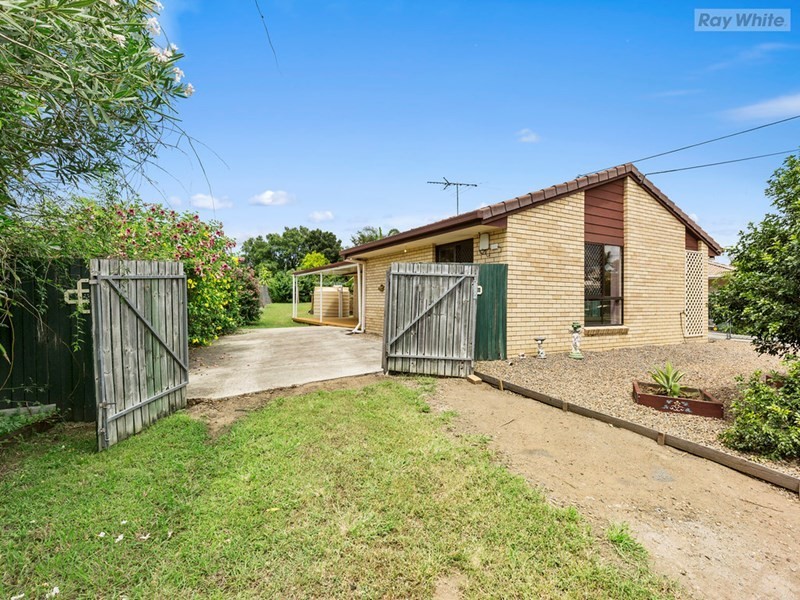 252 Henty Drive, Redbank Plains QLD 4301