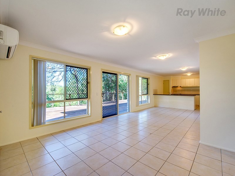 121 Eugene Street, Bellbird Park QLD 4300