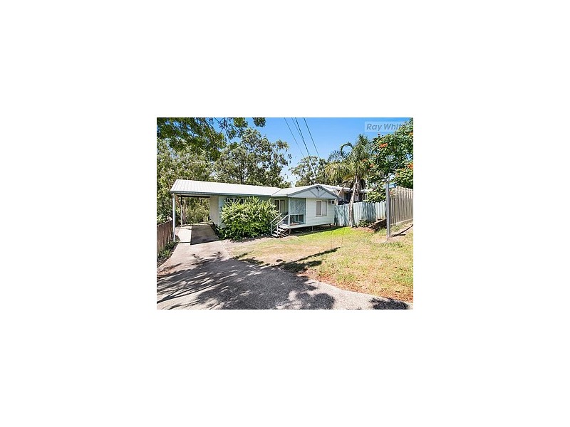 33 Joseph Street, Dinmore QLD 4303