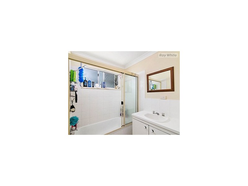 33 Joseph Street, Dinmore QLD 4303