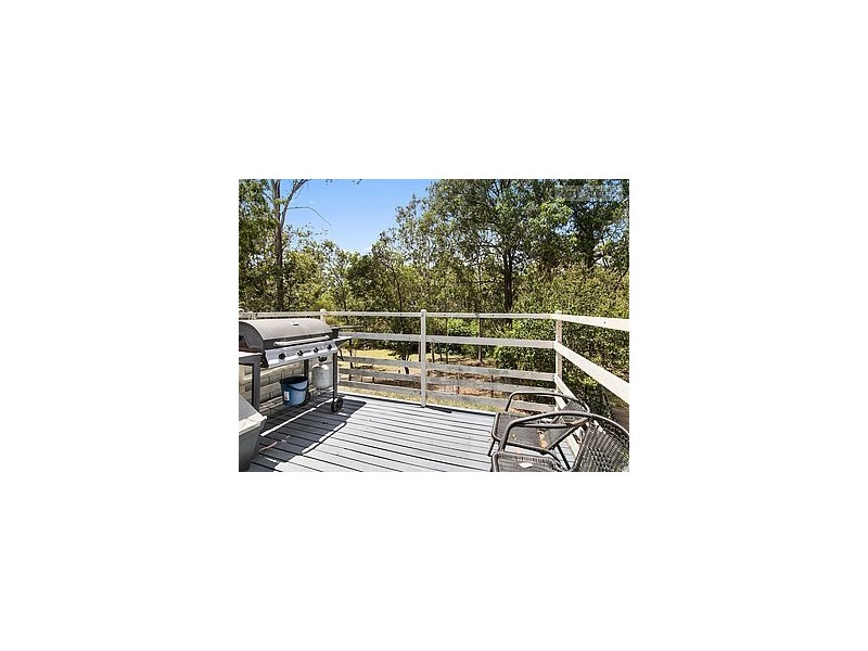 33 Joseph Street, Dinmore QLD 4303