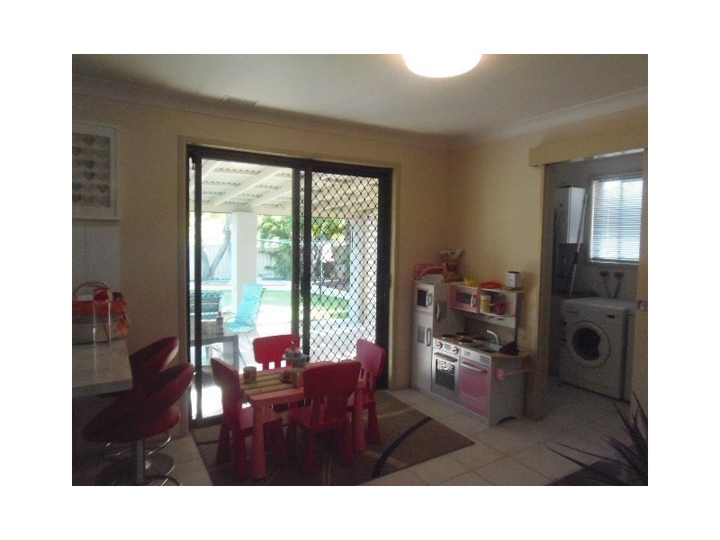 38 Duncan Street, Collingwood Park QLD 4301