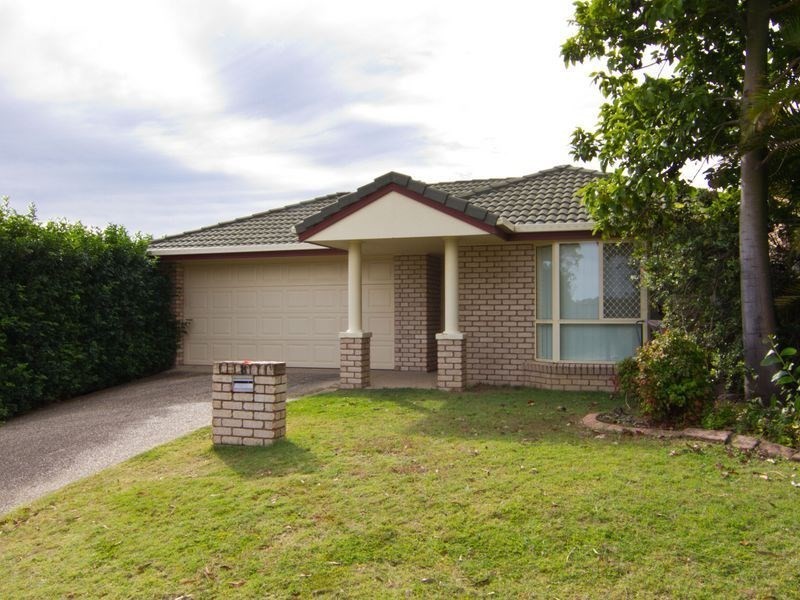 8 Moselle Street, Springfield QLD 4300