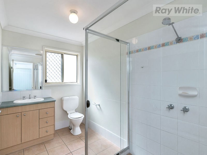 8 Moselle Street, Springfield QLD 4300
