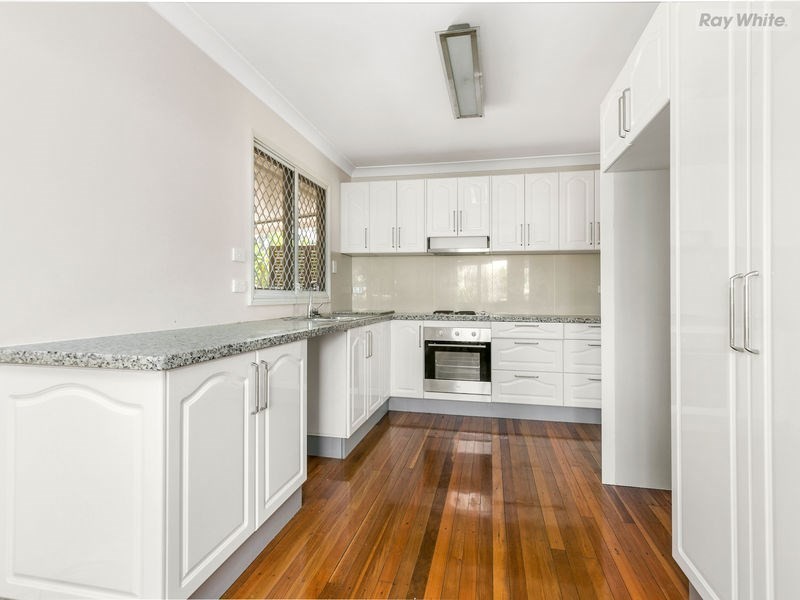 2 Lowe Street, Goodna QLD 4300