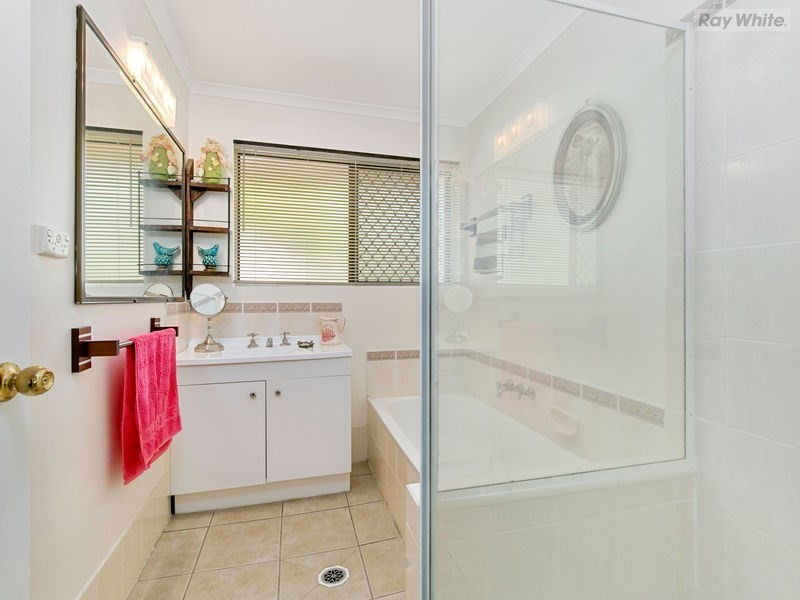 14 Sherwood Crescent, Bellbird Park QLD 4300