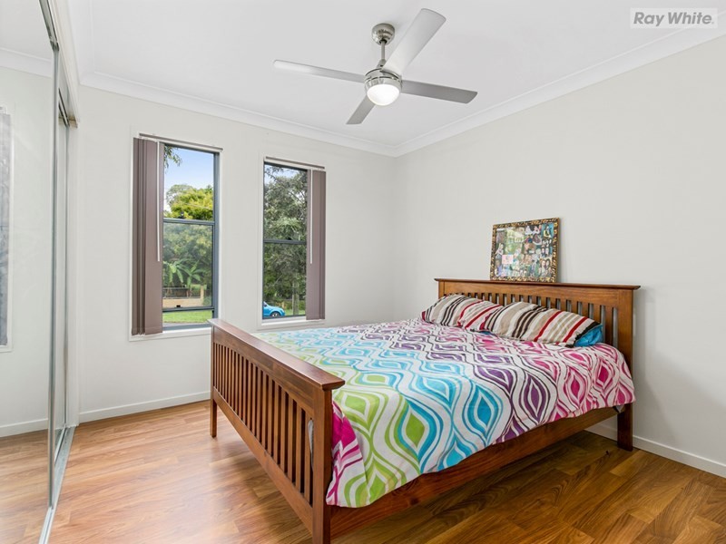 4 Willow Rd West, Redbank Plains QLD 4301