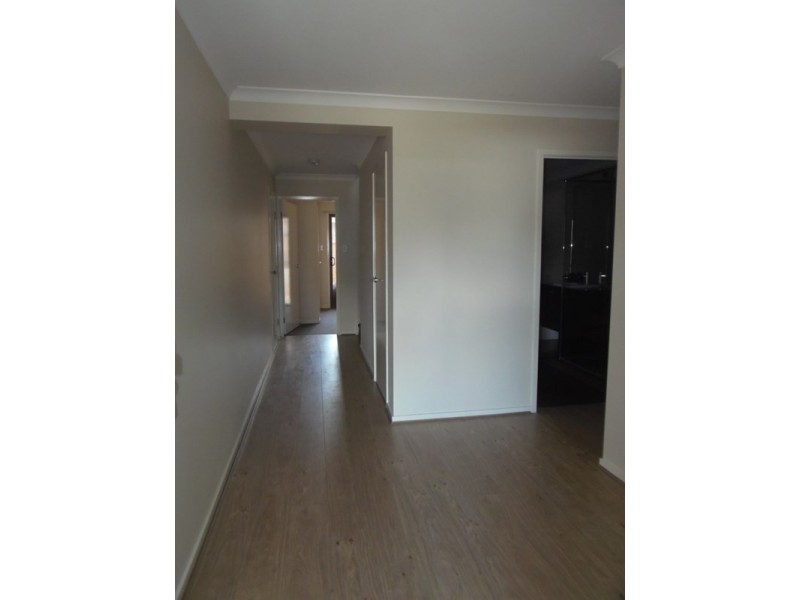 25 Moontide Way, Springfield Lakes QLD 4300