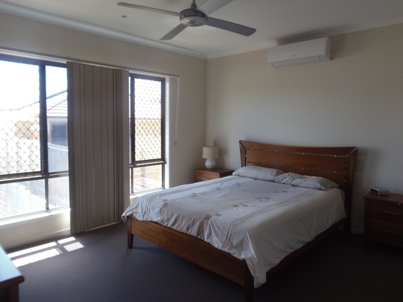 25 Moontide Way, Springfield Lakes QLD 4300