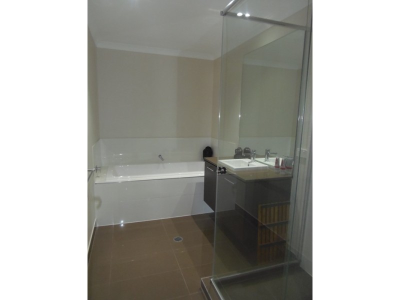 25 Moontide Way, Springfield Lakes QLD 4300