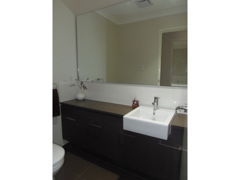 25 Moontide Way, Springfield Lakes QLD 4300